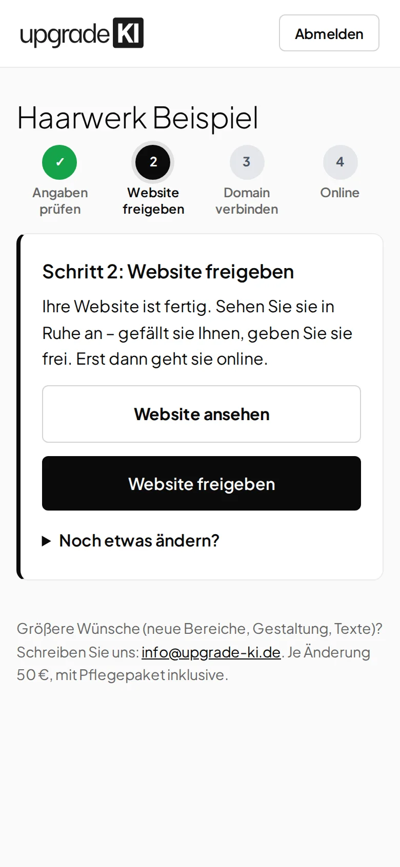 Der Kundenbereich am Handy mit den Schritten Angaben prüfen, Website freigeben, Domain verbinden